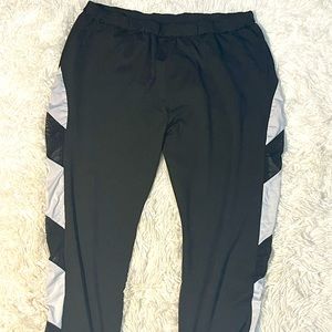 Women athletic pants